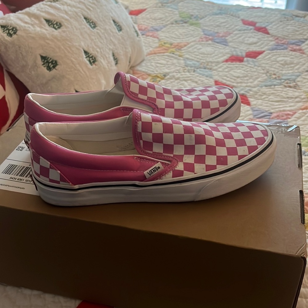 Checkered slip on Vans